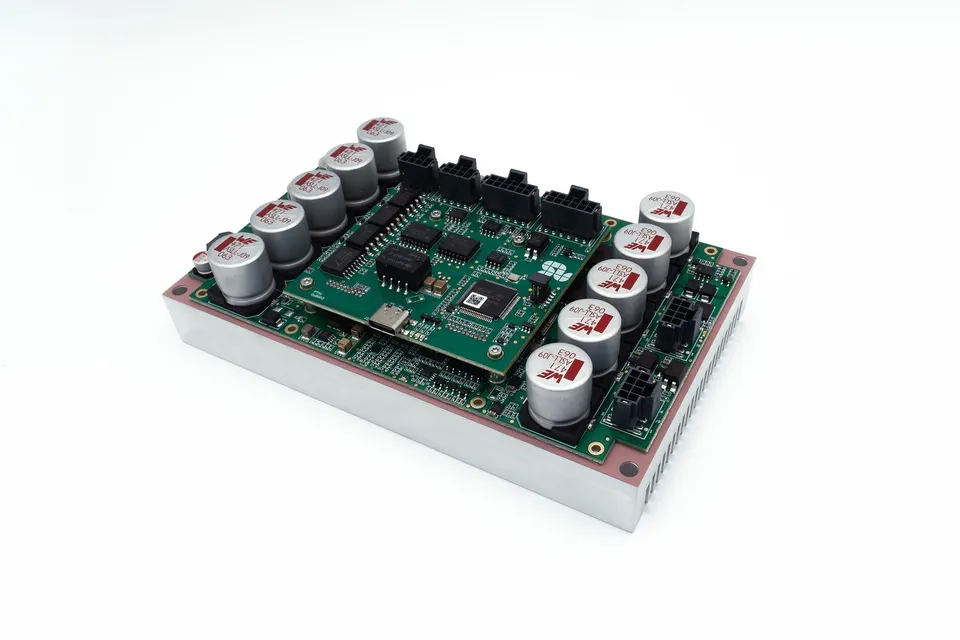 motor controller solo mega angle image 1