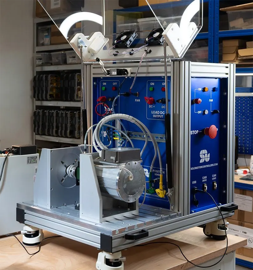 solo motor test bench setup open on desk